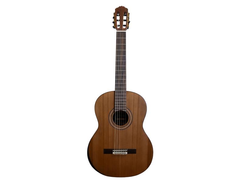 ALVARO MAESTRO MC-A06 Student Line Konzergitarre 4/4 massive Zeder, satin finish