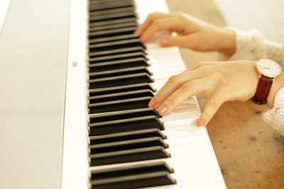 KORG B2 Digitalpiano Weiss