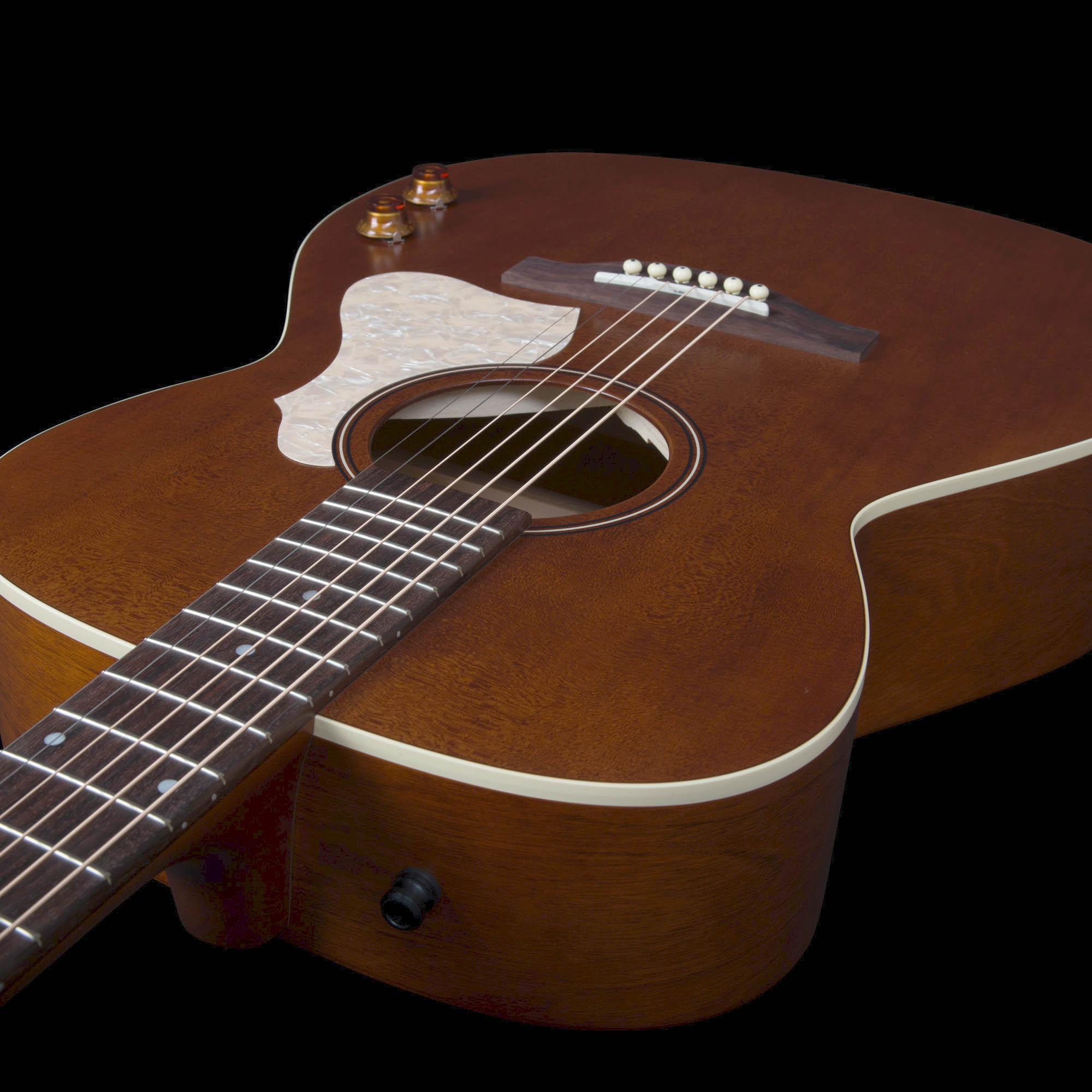 ART & LUTHERIE Legacy Havana Brown Q-Discrete