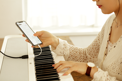 KORG B2 Digitalpiano Weiss