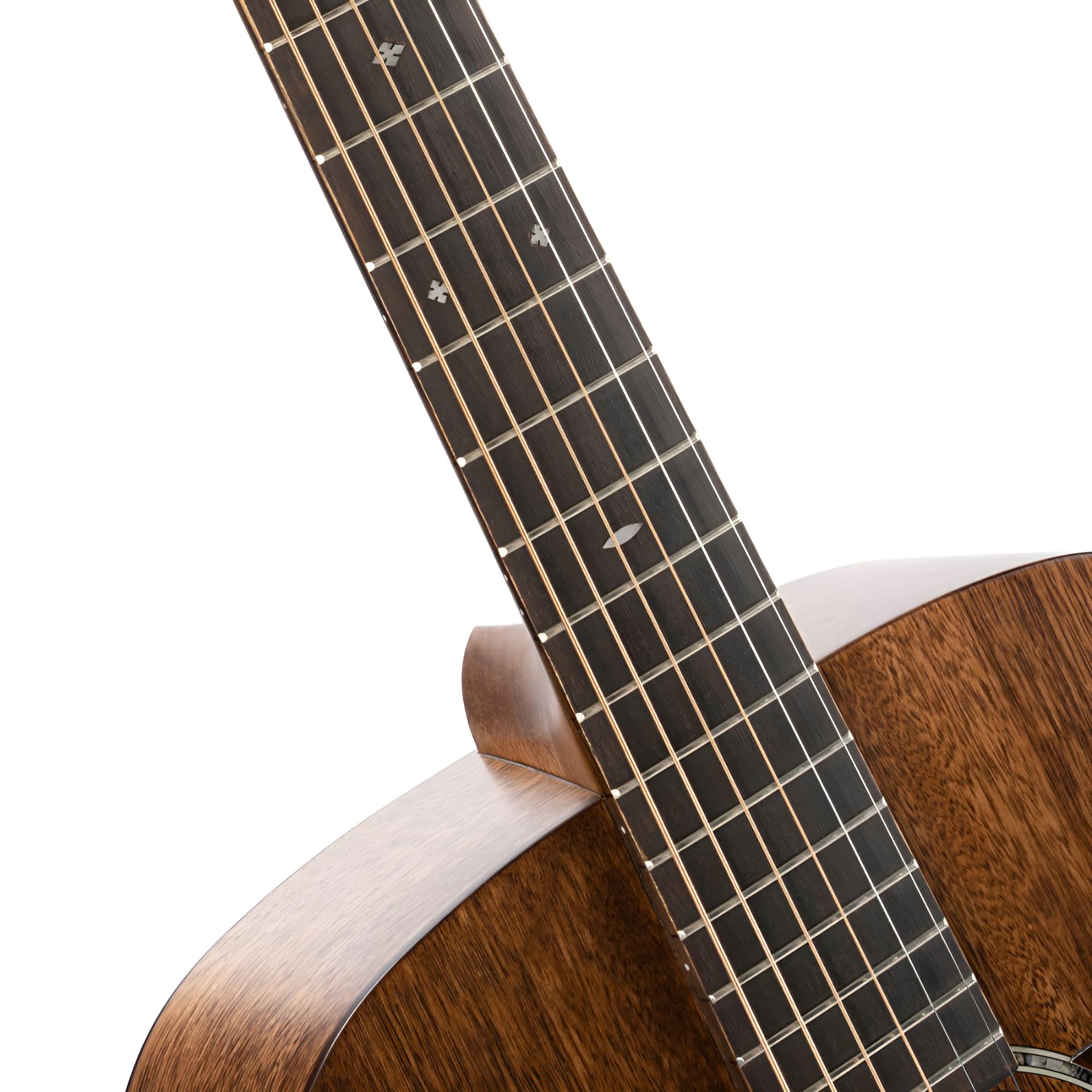 CORT Luce 450C Natural Satin Concert Westerngitarre L45CLNS