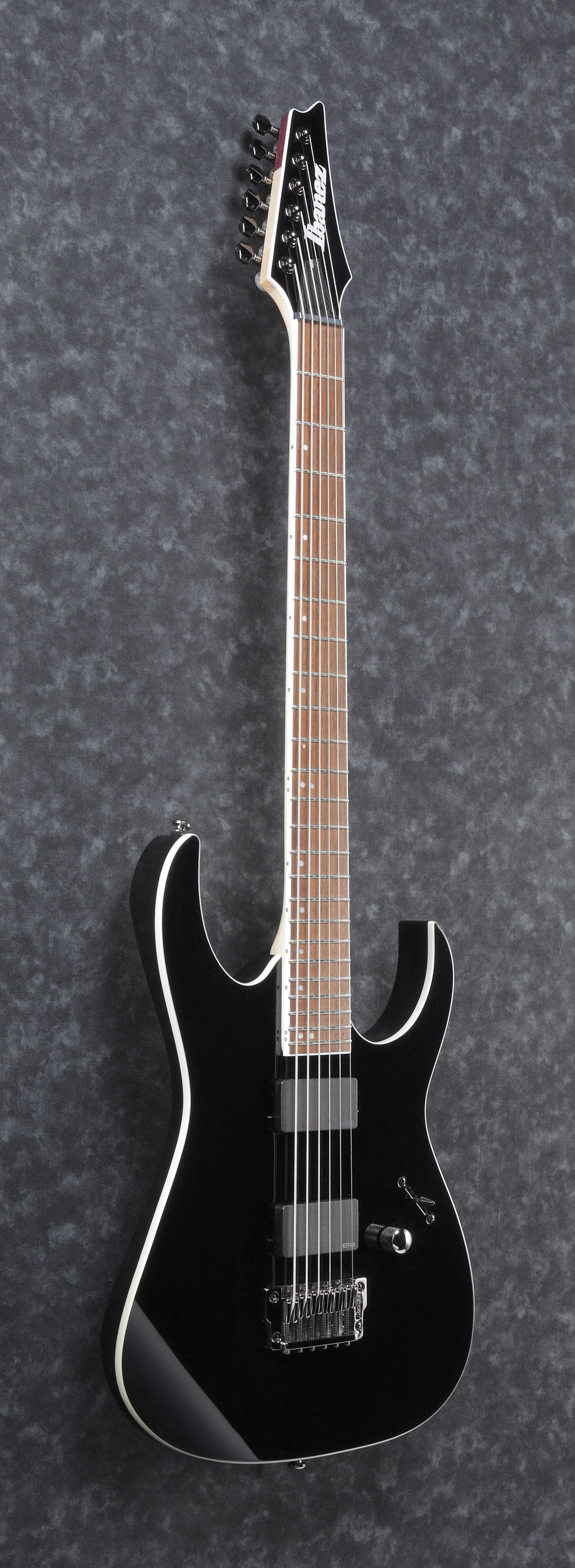 IBANEZ RG Iron Label E-Gitarre 6 String - Black, Baritone B-Stock